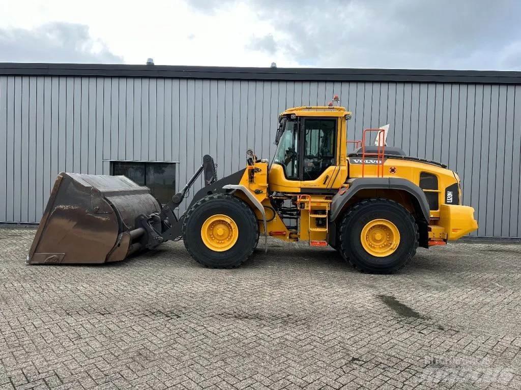 Volvo L120 H DEMO Gumikerekes homlokrakodók