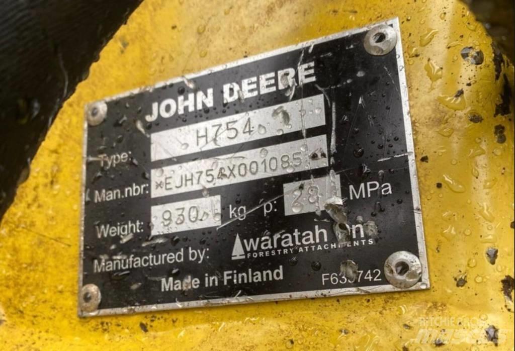 John Deere 1070 D Betakarítók