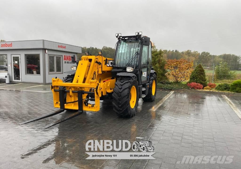 JCB 541-70 Agripro Teleszkópos gumikerekes rakodók