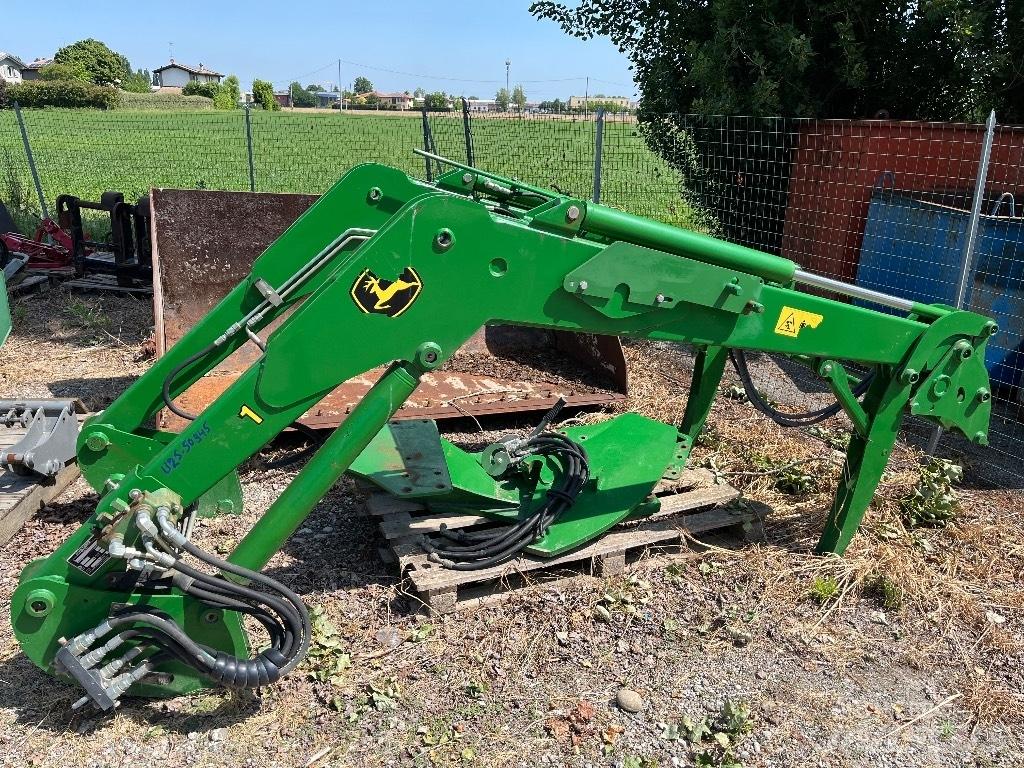 John Deere 731 Homlokrakodók és kotrók