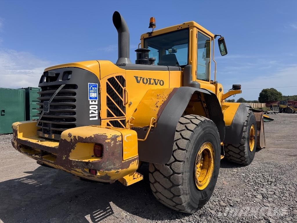 Volvo L 120 E Gumikerekes homlokrakodók