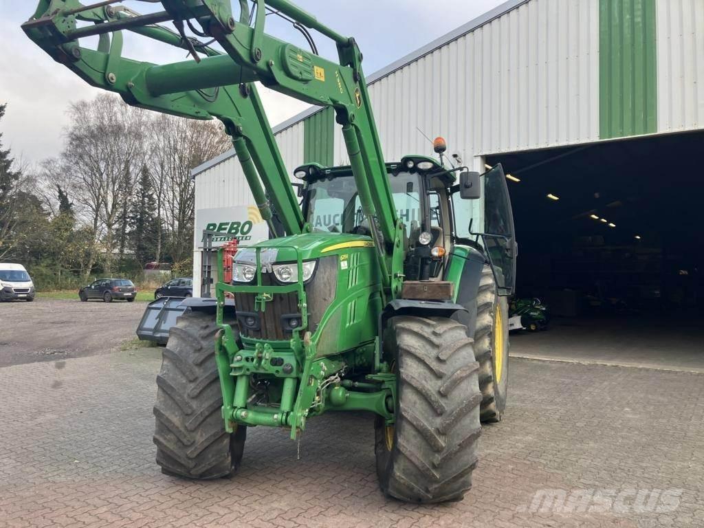 John Deere 6215R Traktorok