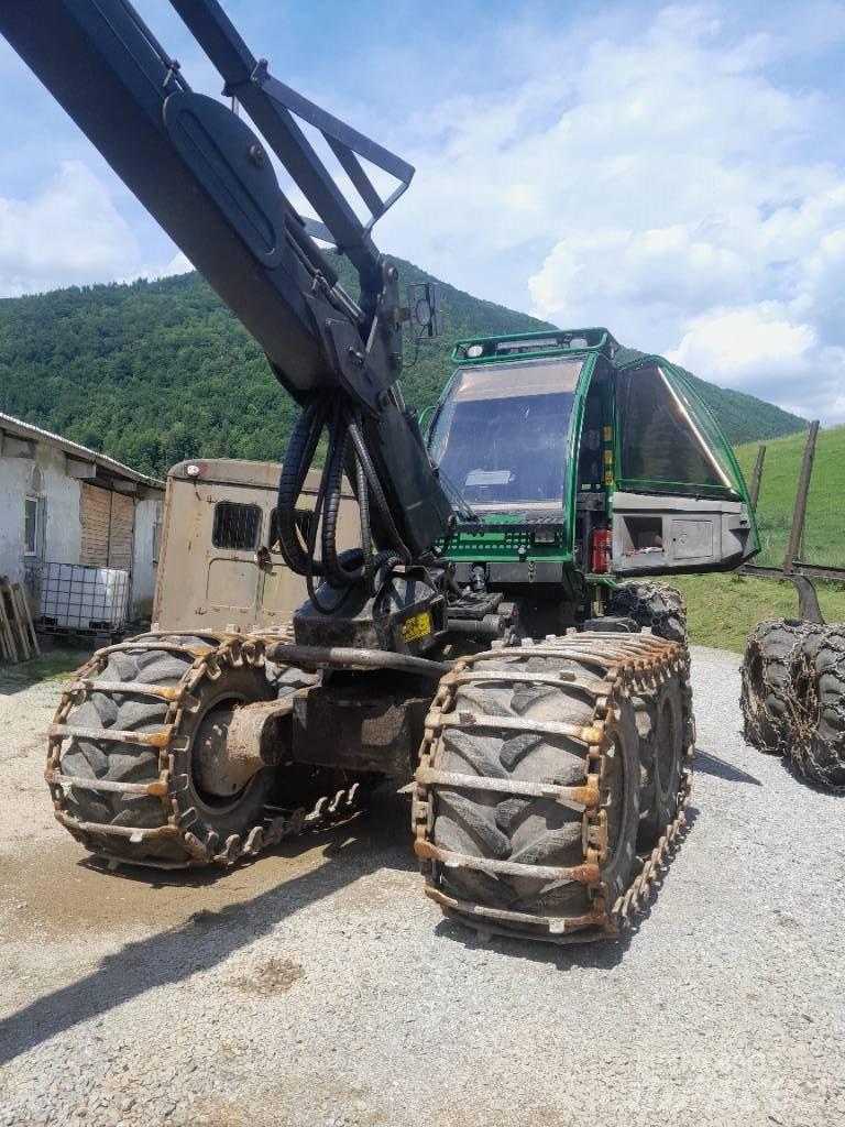 John Deere 1270 D Betakarítók