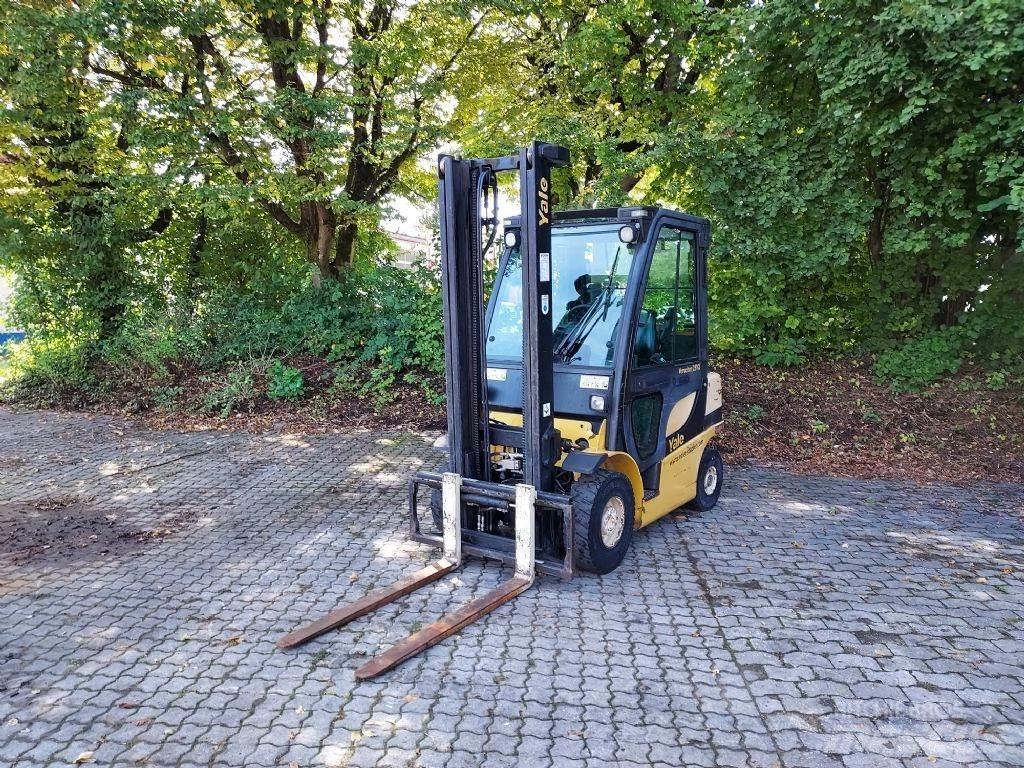 Yale GLP 25VX Gázüzemű targoncák