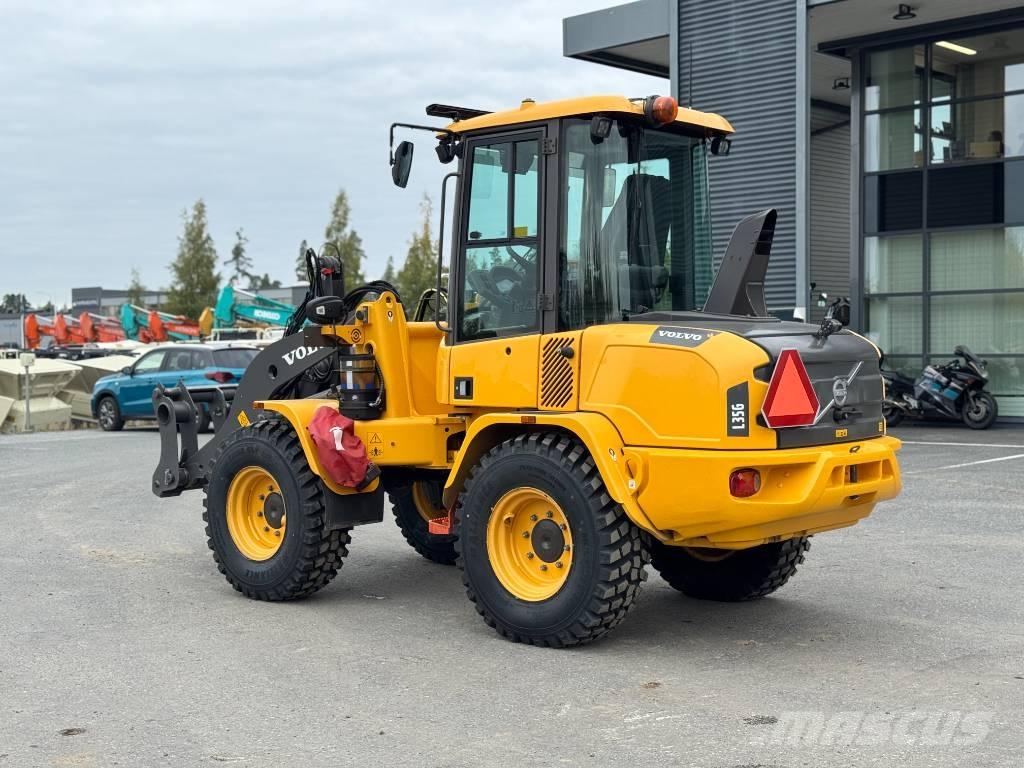 Volvo L 35 G Gumikerekes homlokrakodók