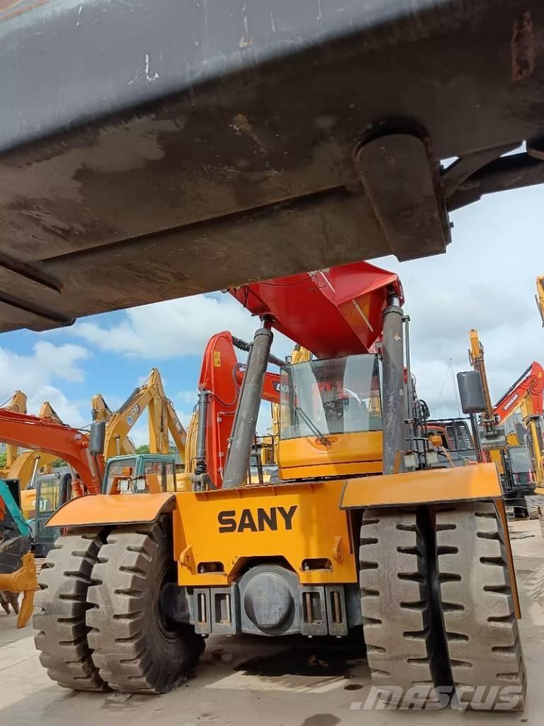 Sany SRSC 45 C30 Konténer rakodó