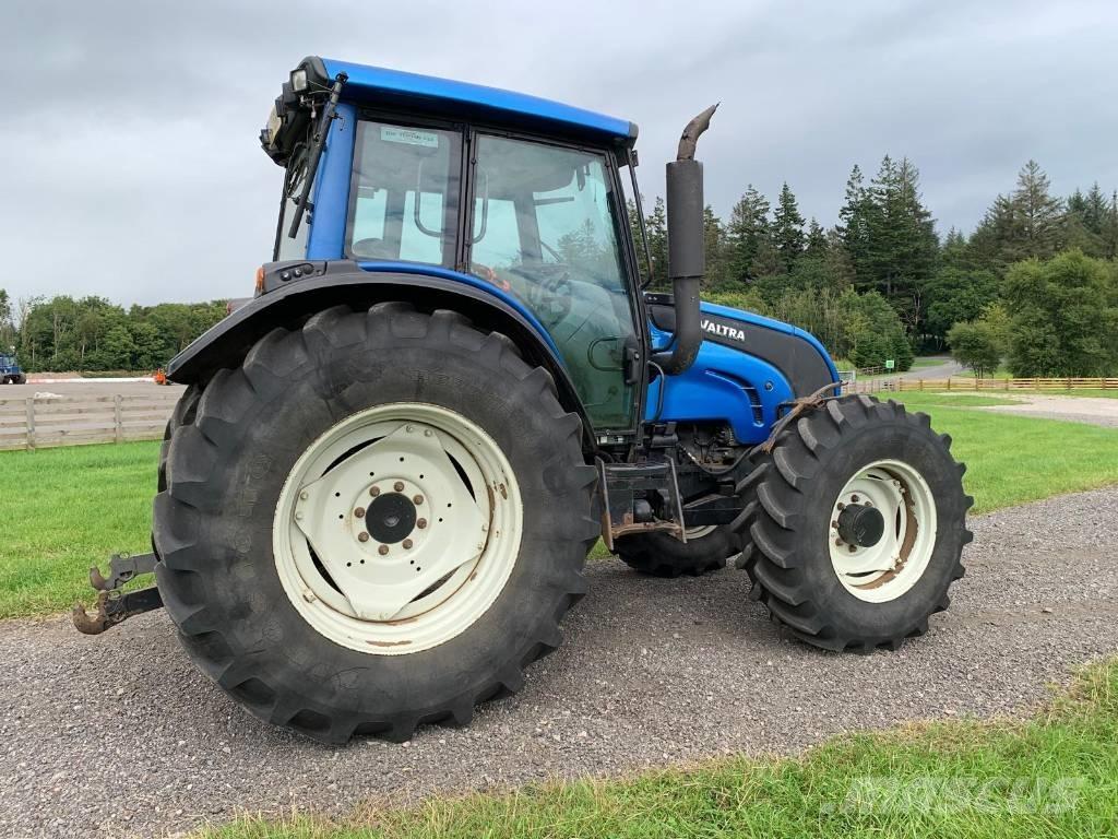 Valtra N141 Tractor Erdészeti traktorok