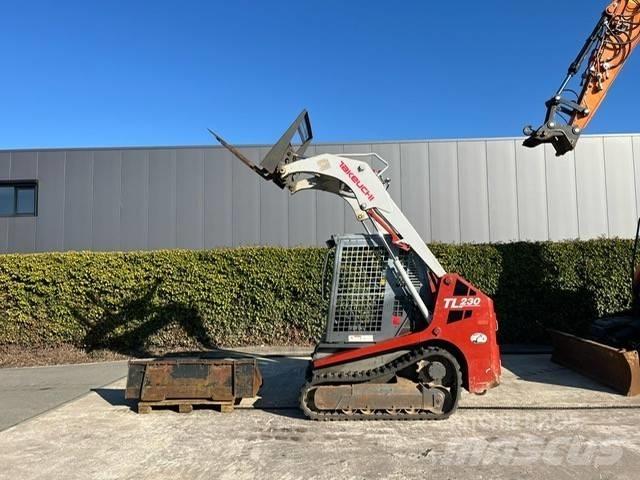 Takeuchi TL 230 Kompaktrakodók