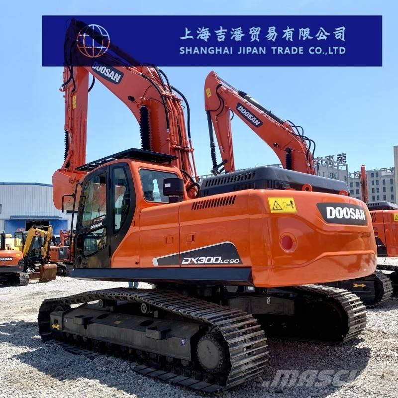 Doosan DX 300 Lánctalpas kotrók