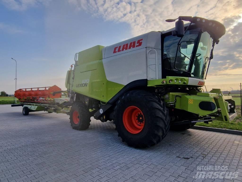 CLAAS Lexion 670 Kombájnok
