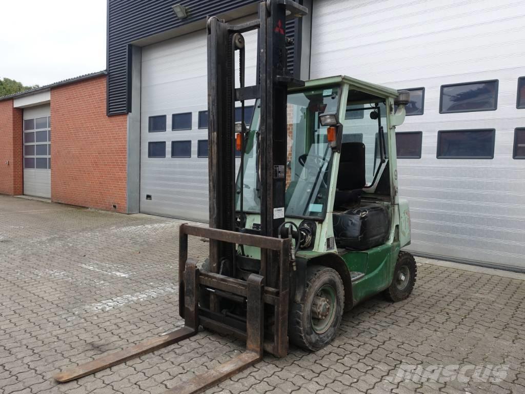 Mitsubishi FD 25 T Dízel targoncák