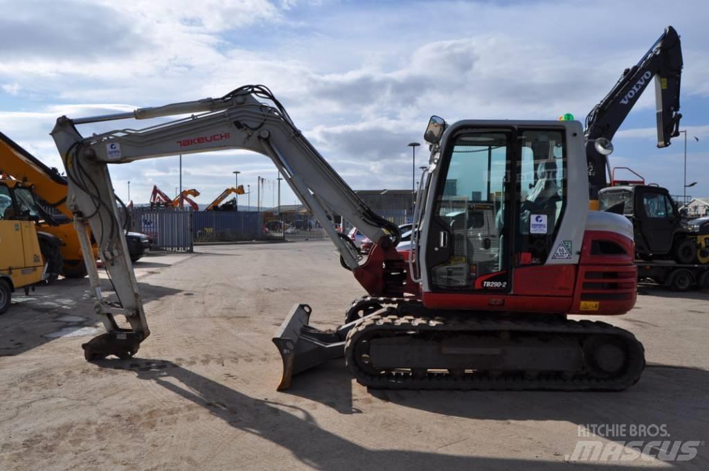 Takeuchi TB290-2 Közepes (midi) kotrók 7 t - 12 t