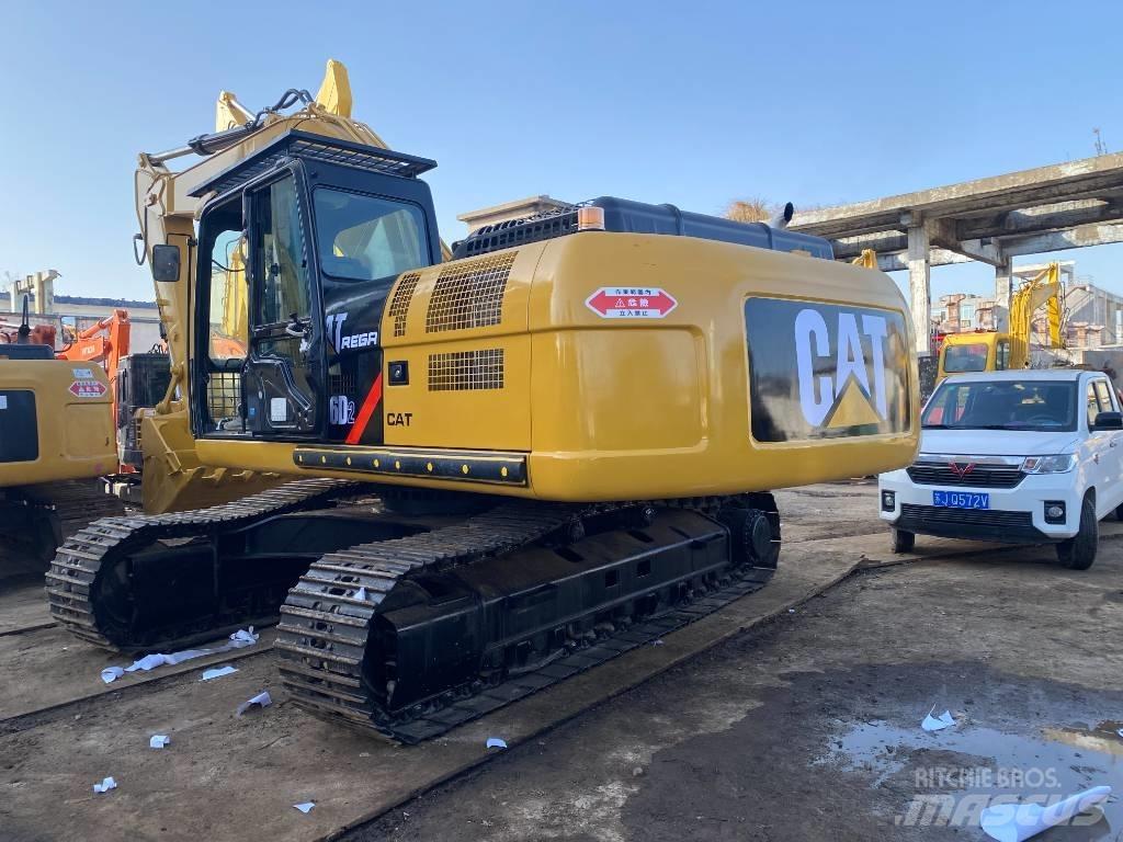CAT 326 D2L Lánctalpas kotrók