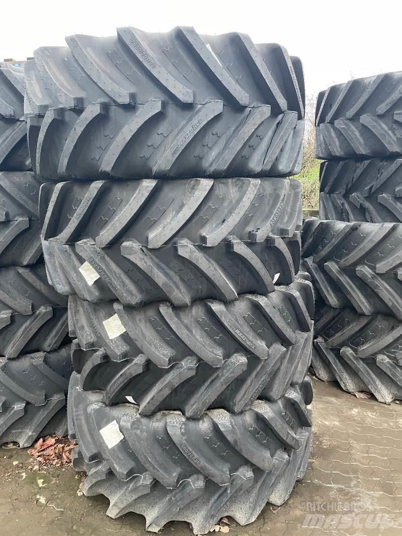BKT IF 600/70R28 Gumiabroncsok, kerekek és felnik