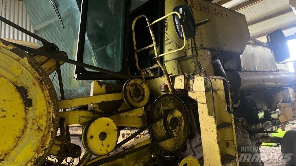 New Holland 8050 Kombájnok