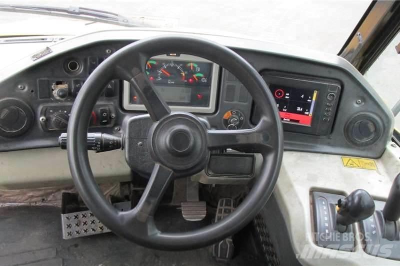CAT 730C2 Csuklósdömperek