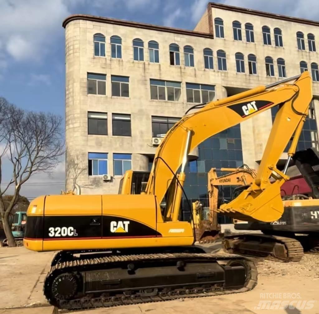CAT 320 C L Lánctalpas kotrók