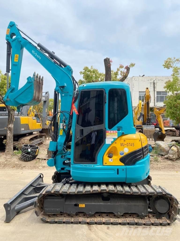 Kubota U40 Mini kotrók < 7t