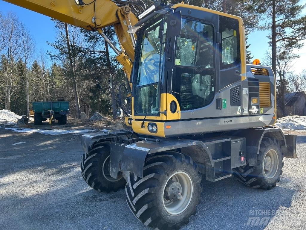 Komatsu PW148 -10 Gumikerekes kotrók