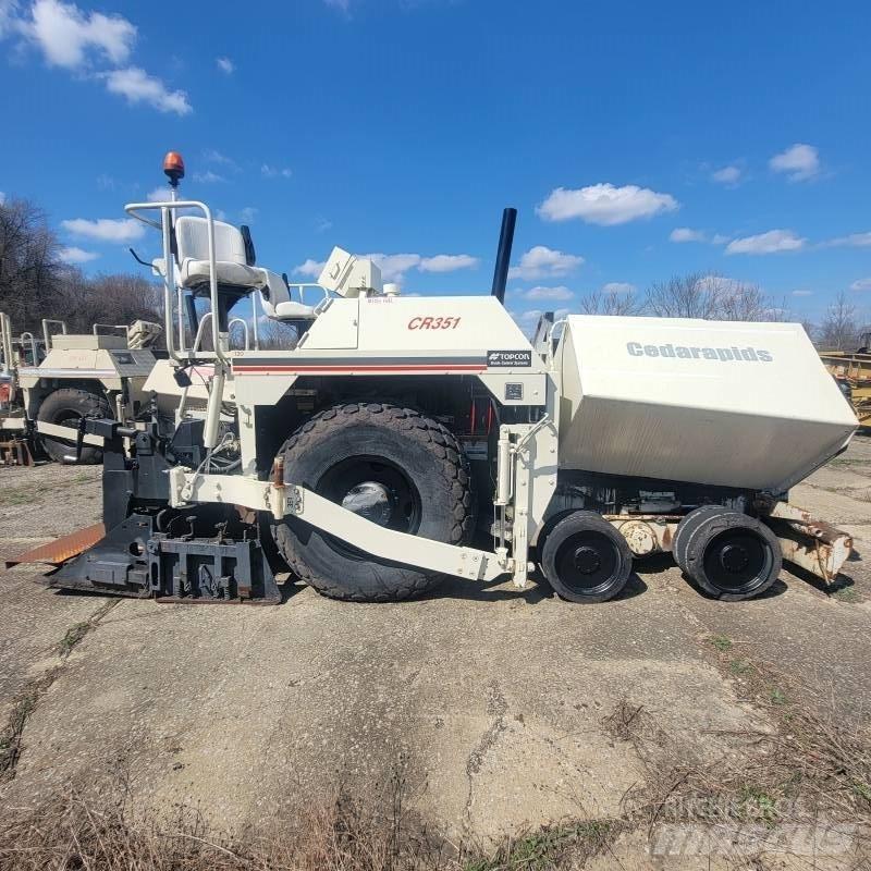 Cedar Rapids CR351 Aszfalt terítõ gépek