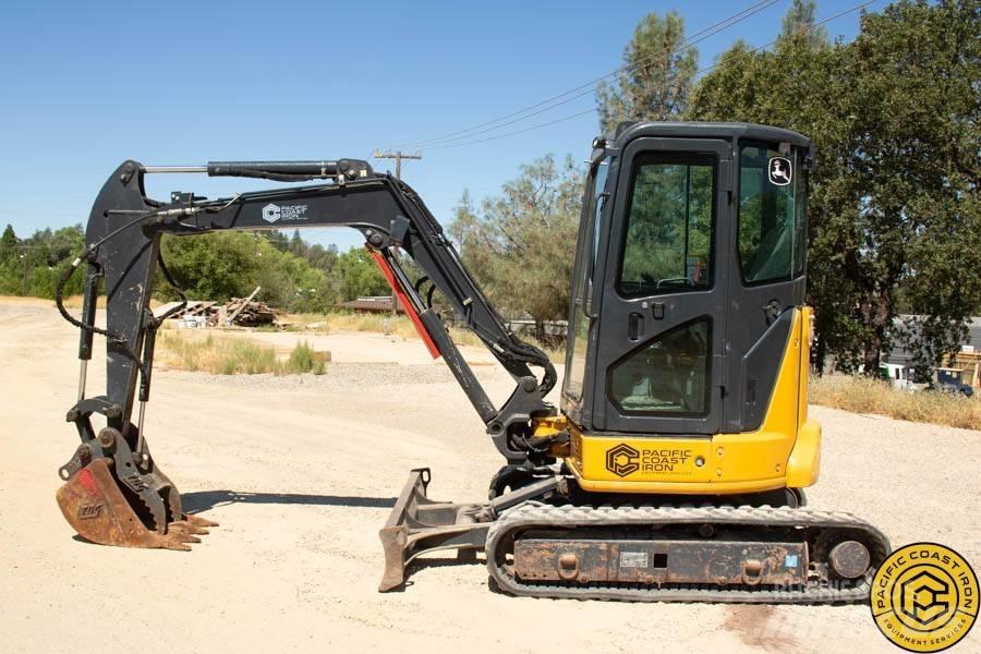 DEERE 35G Mini kotrók < 7t