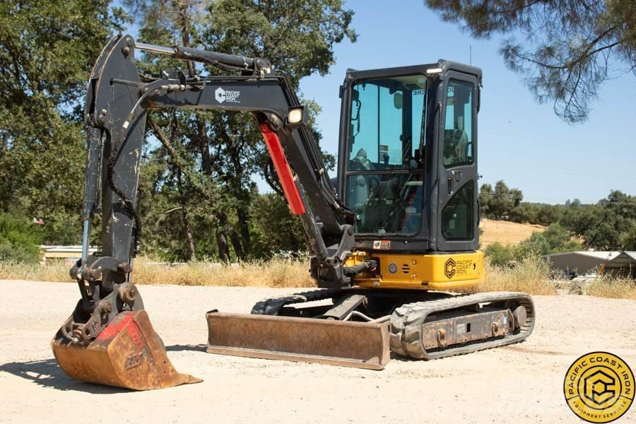 DEERE 35G Mini kotrók < 7t