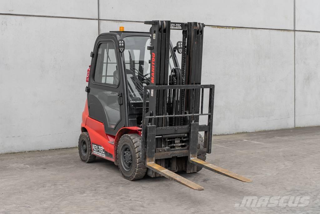 Manitou MI 25 D Dízel targoncák