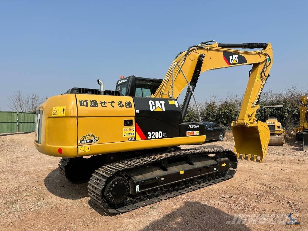 CAT 320 D L Lánctalpas kotrók