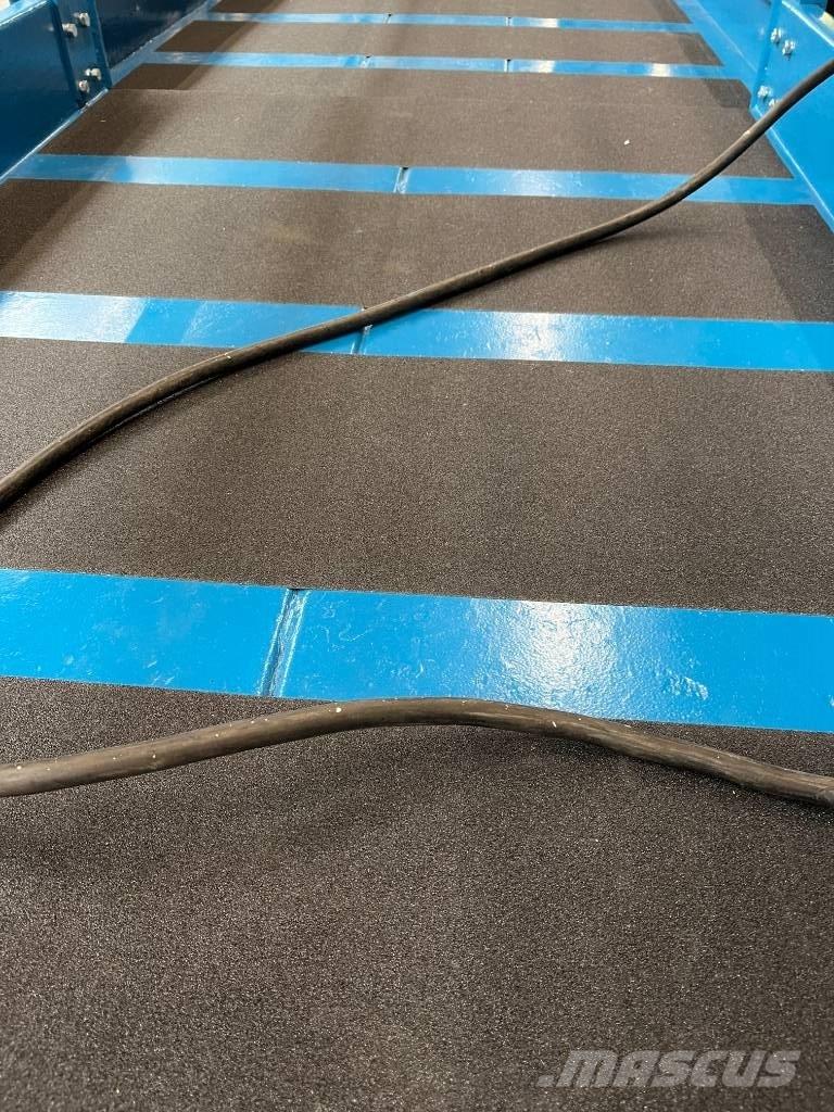  up richt X32N Ollós emelők