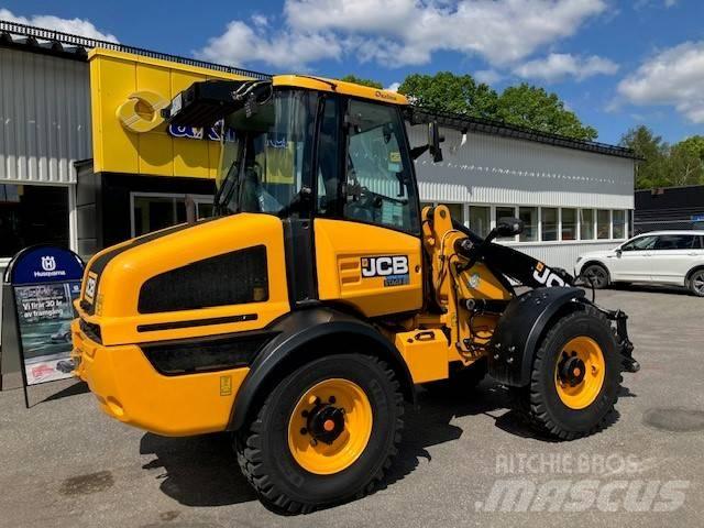 JCB 409 Gumikerekes homlokrakodók
