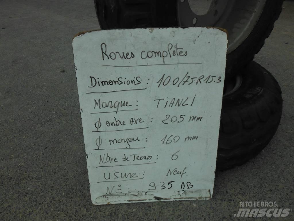TIANLI 10.0/75R15.3 Gumiabroncsok, kerekek és felnik