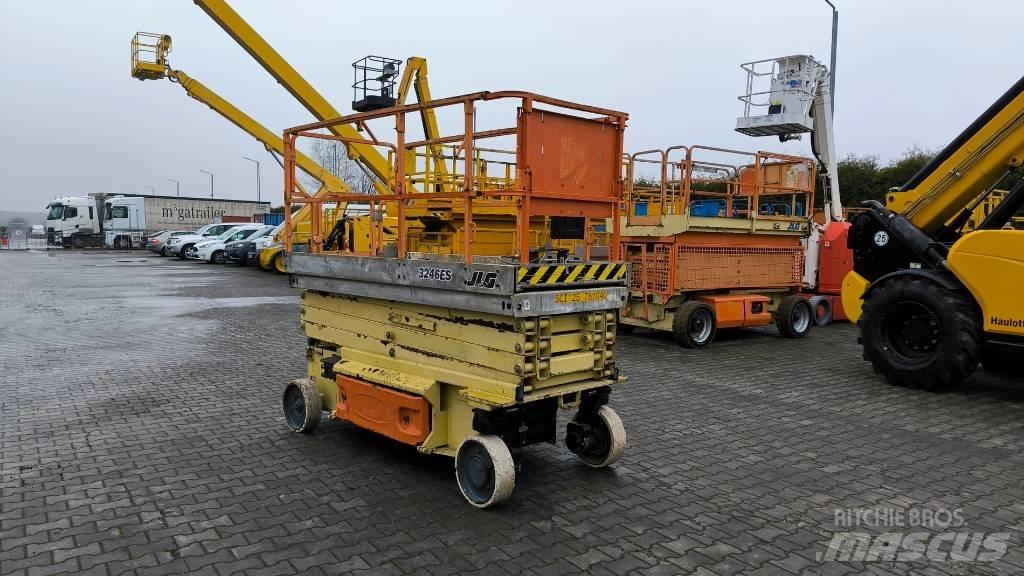 JLG 3246 ES Ollós emelők