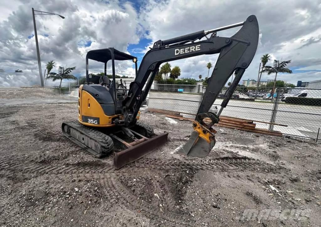 John Deere 35 G Lánctalpas kotrók