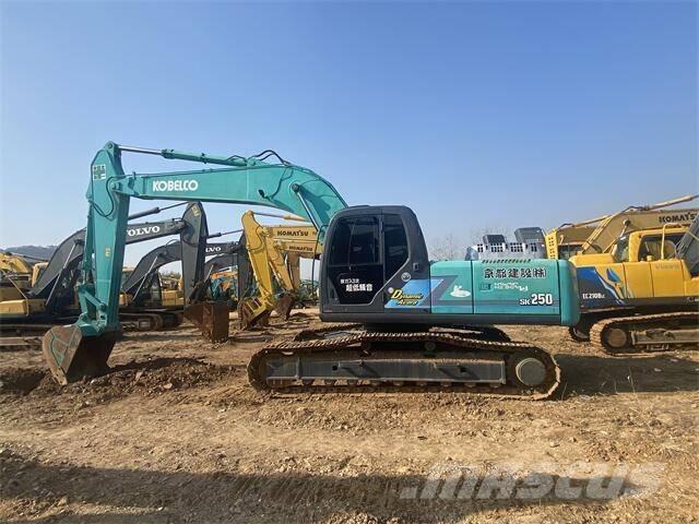 Kobelco SK250-8 Lánctalpas kotrók