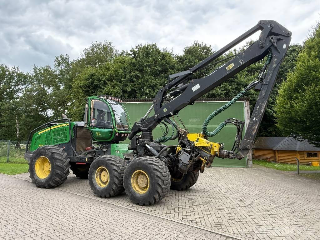 John Deere 1470 G Betakarítók