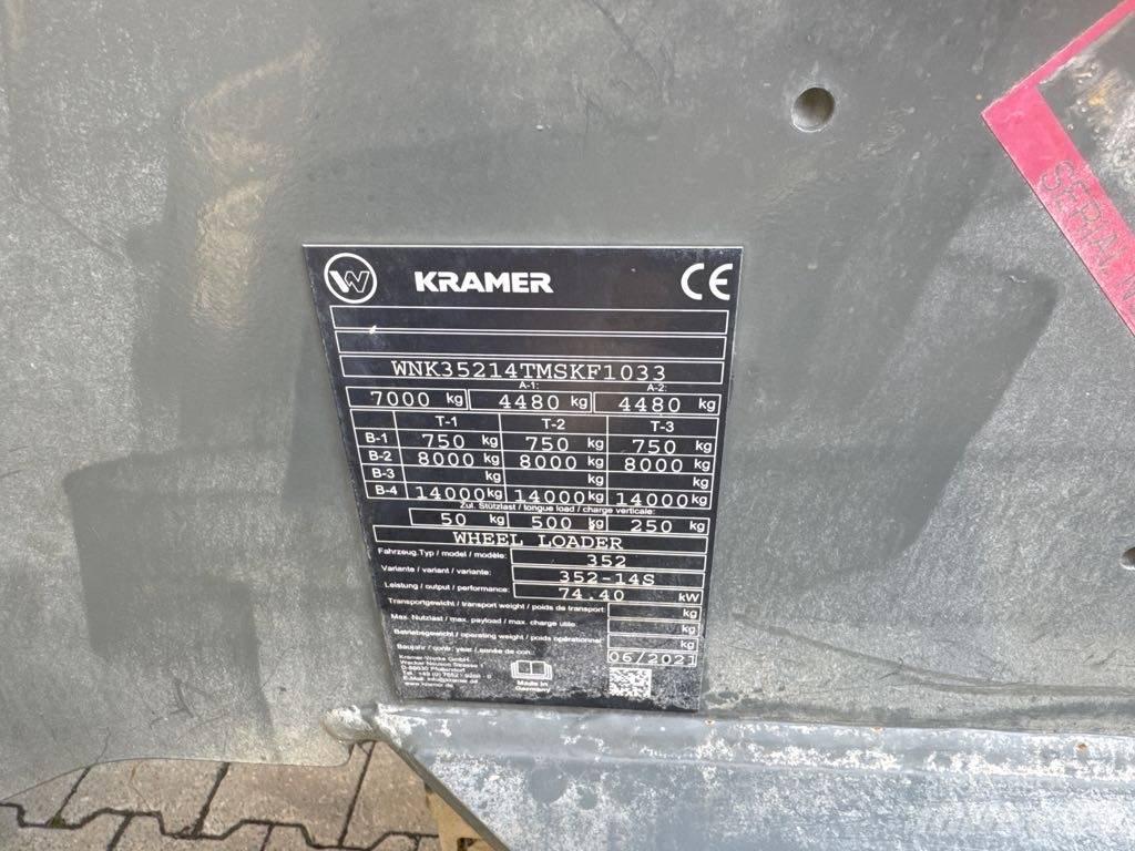 Kramer 8115 Gumikerekes homlokrakodók