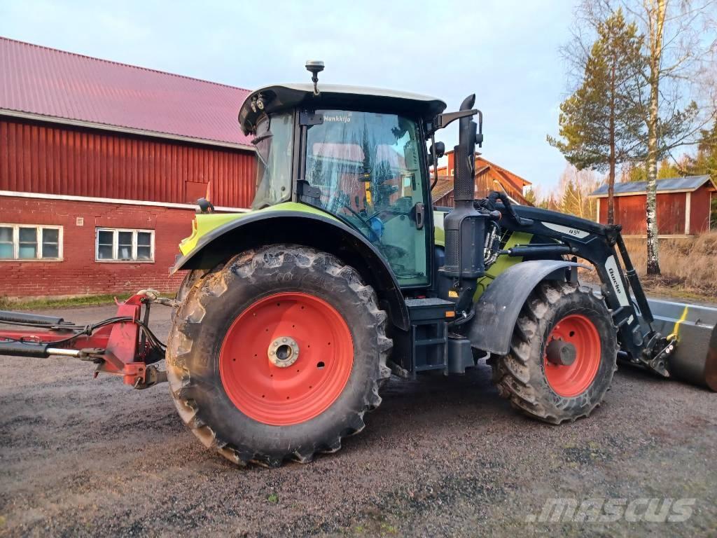 CLAAS Arion 530 Traktorok