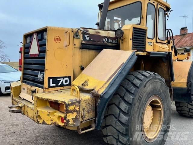Volvo BM L 70 Gumikerekes homlokrakodók