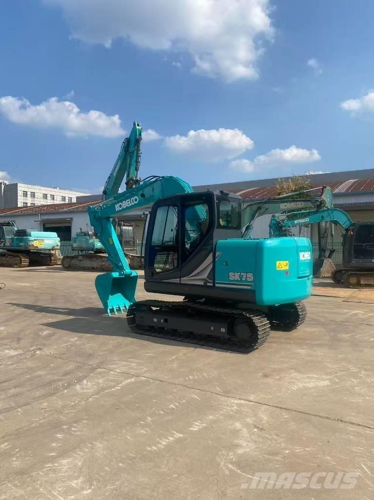 Kobelco SK75-11 Lánctalpas kotrók
