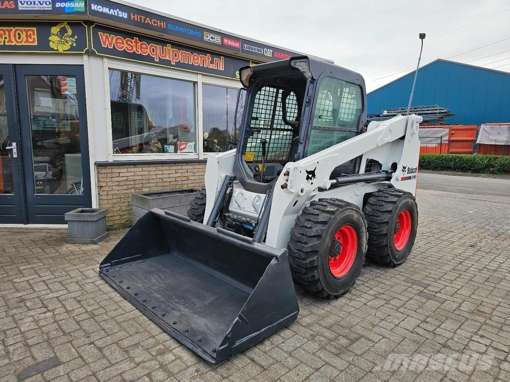 Bobcat S630 Gumikerekes homlokrakodók