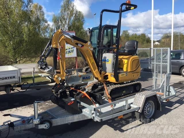 CAT 300,9 (UTHYRES) Mini kotrók < 7t