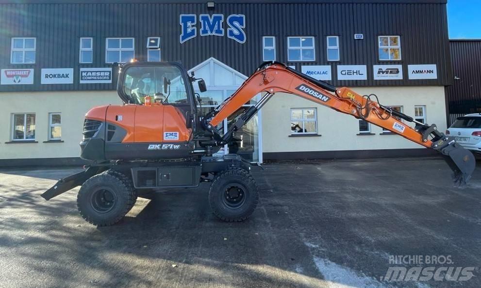 Doosan Dx57W-7 Gumikerekes kotrók