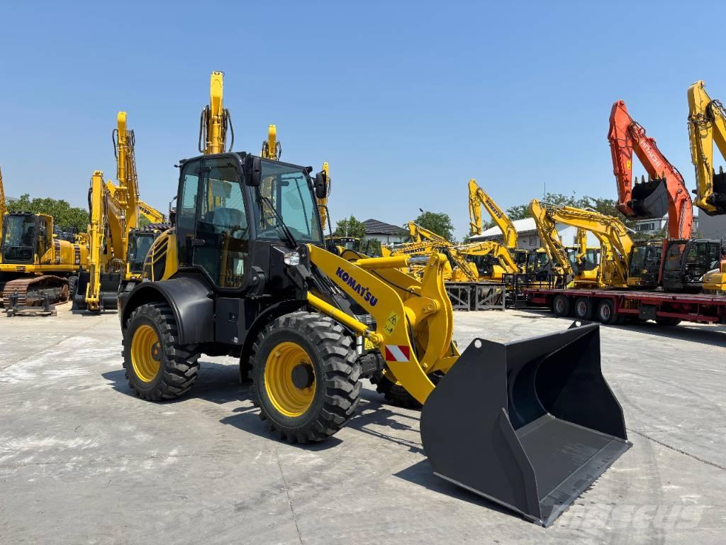 Komatsu WA 100 M-8 Mini homlokrakodók