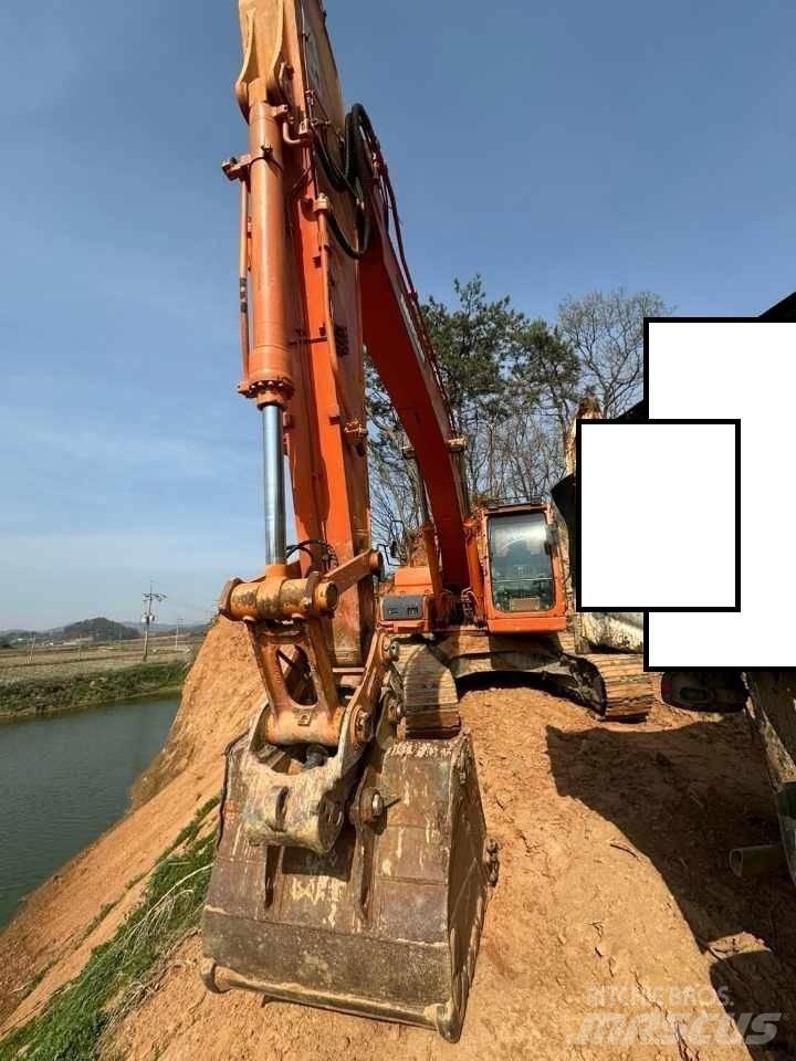 Doosan DX 220 LCA Lánctalpas kotrók