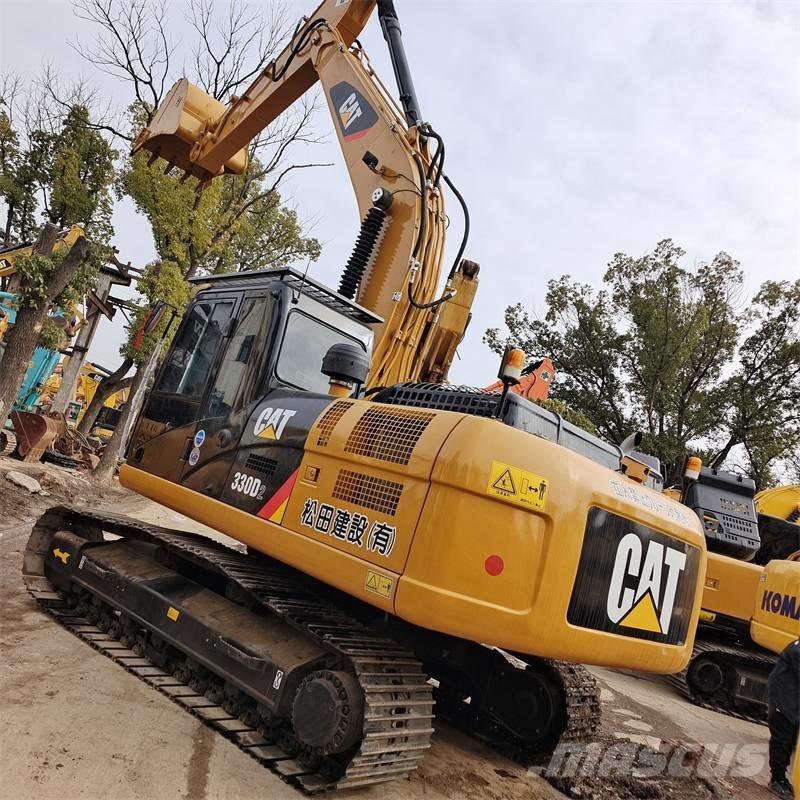 CAT 330 D Lánctalpas kotrók