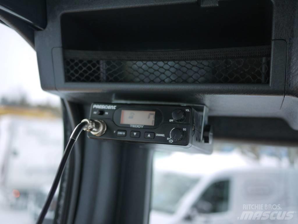 Hyundai R 55W-9A Gumikerekes kotrók