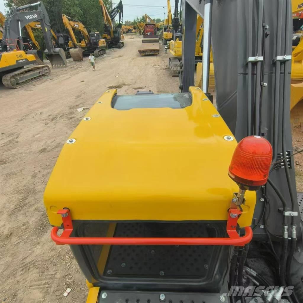 Volvo EC 240 Lánctalpas kotrók