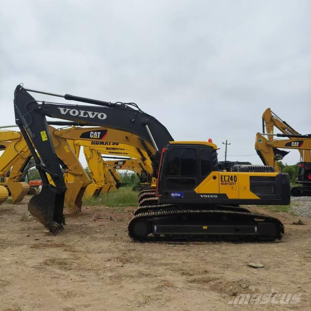 Volvo EC 240 Lánctalpas kotrók