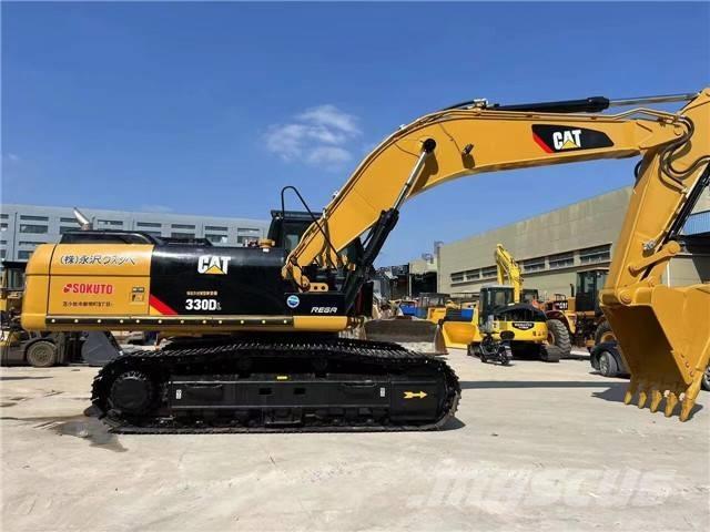 CAT 330 D L Lánctalpas kotrók