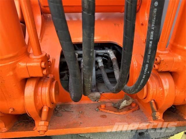 Hitachi EX100 Lánctalpas kotrók